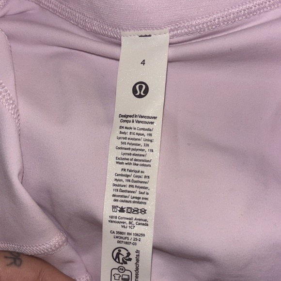 Lululemon - Picture 3 of 6